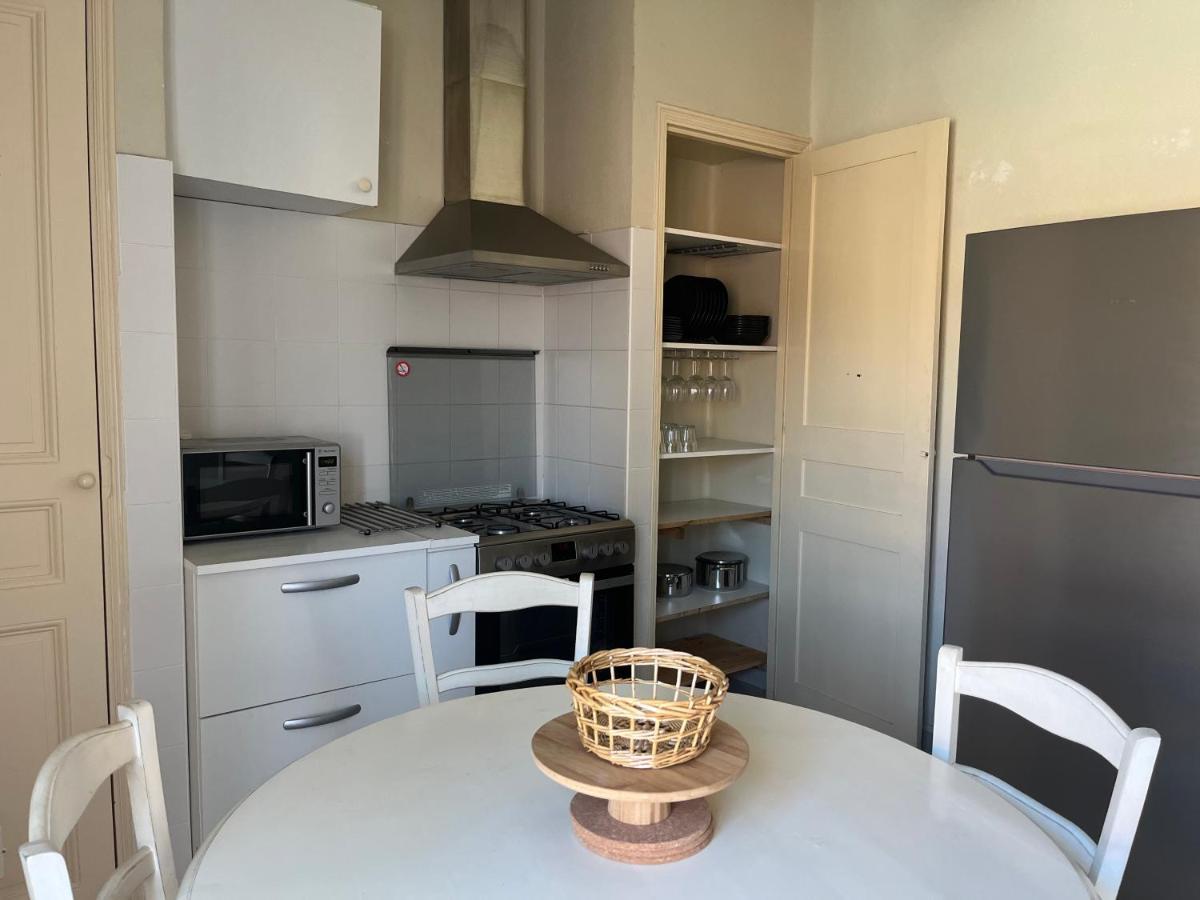 Les Arenes Apartment Безие Екстериор снимка